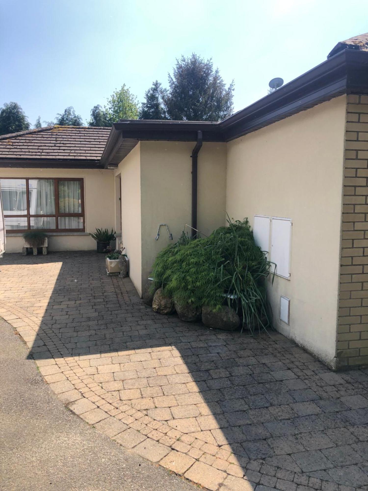 Borodino Studio Apartment Enniscorthy Exterior photo